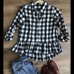Japna navy checker/ gingham button down peplum top